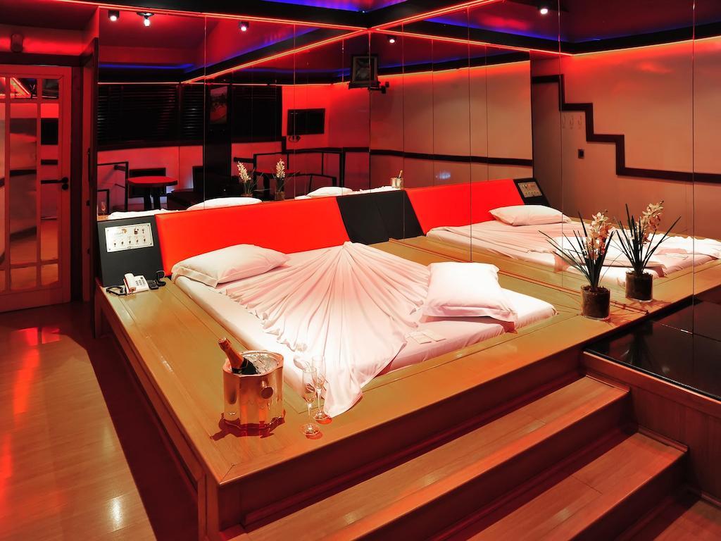Motel Sunset (Adults Only) เบโลโอรีซอนชี ห้อง รูปภาพ